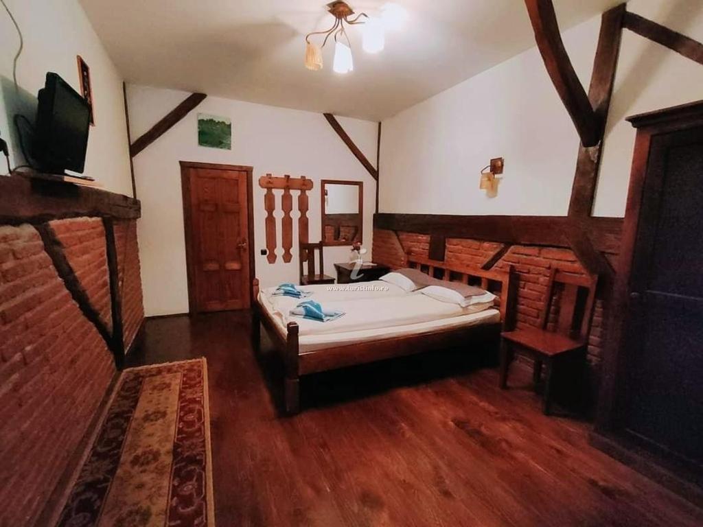 Pensiunea Cerbul - Valea Dobarlaului Zewnętrze zdjęcie